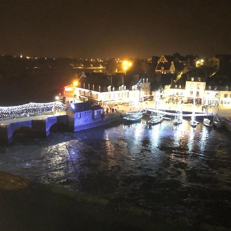 Studio Vue Sur Le Port Saint Goustan Classe 3 Etoiles! Auray Bagian luar foto